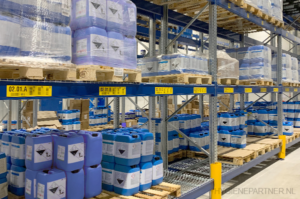 Reinigings- en desinfectiemiddelen voor de voedingsindustrie | Hygienepartner.nl